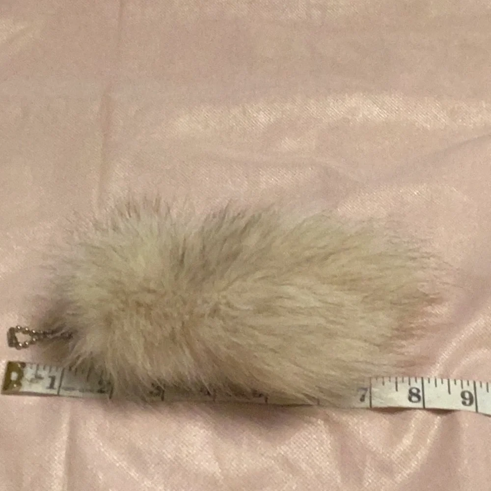 Fox Tail Keychain- small - Picture 3 of 4